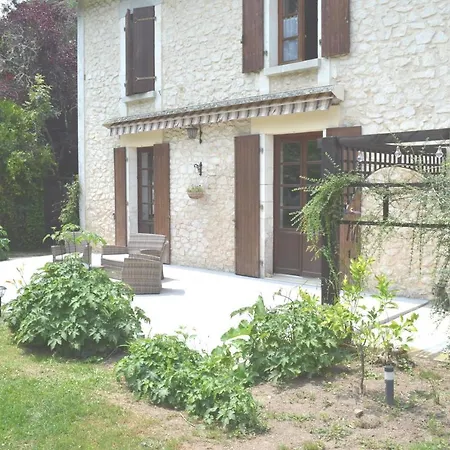 Panzió Les Bruyeres Montbron