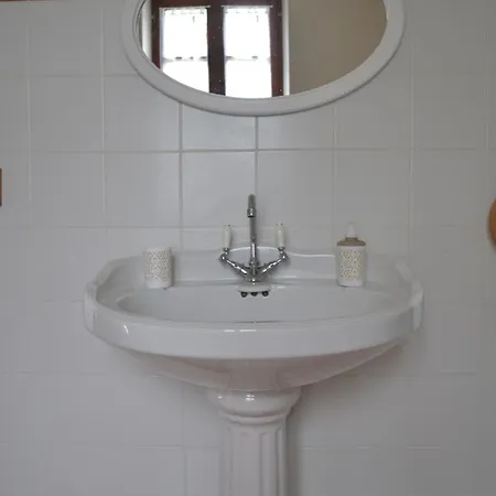 Les Bruyeres Panzió 3*